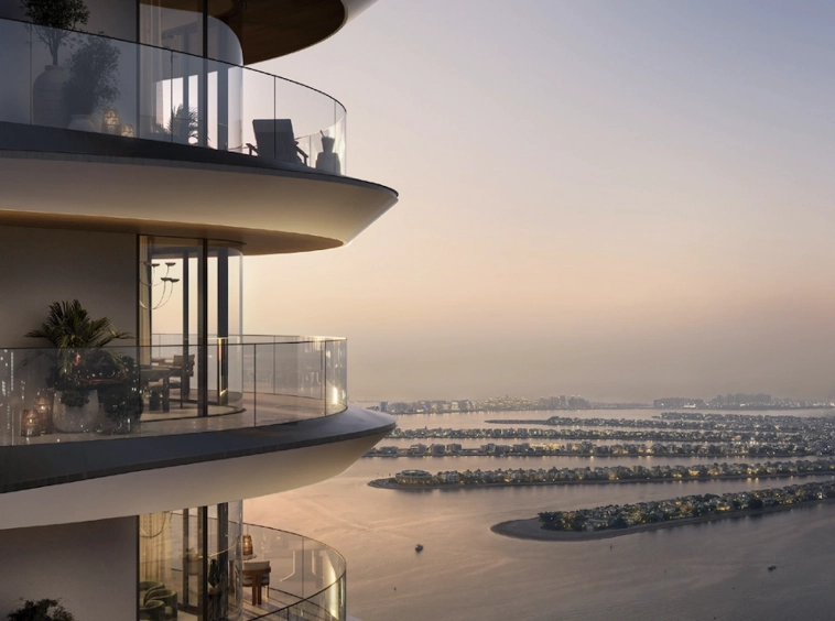 The Bristol Emaar Beachfront Terrassen mit Sicht auf Palm Jumeirah